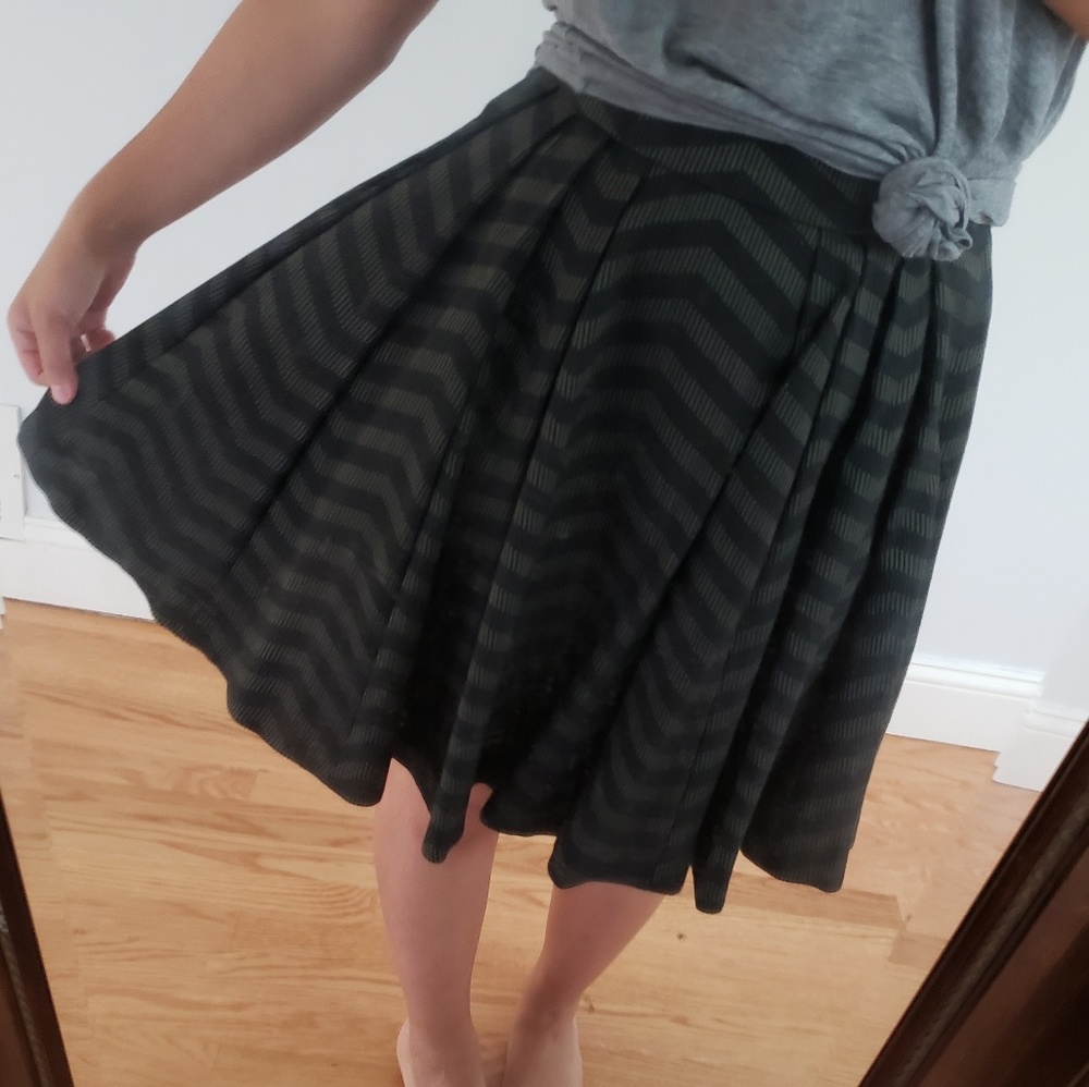 NWOT Karen Millen pleated midi skirt